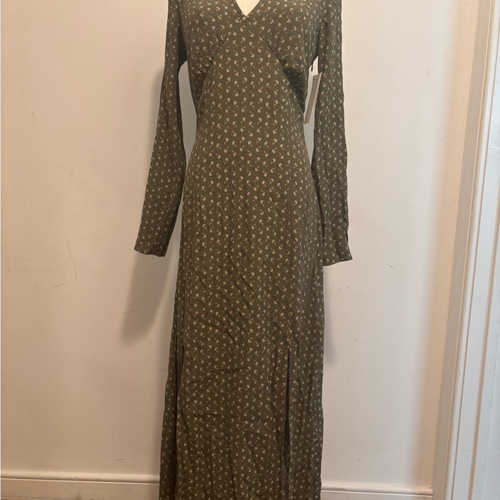 Olive Green Long Sleeve Maxi Dress